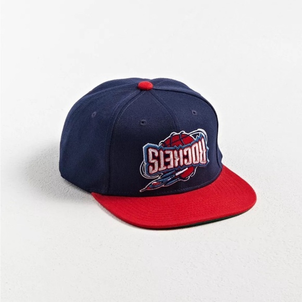 New🌟Mitchell & Ness Houston Rockets Upside-Down Logo Baseball Hat